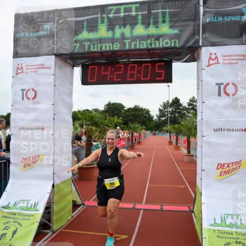 15.06.2025 - 7 Türme Triathlon Michael Strokosch http://msf.ph/oto/7993806 15.06.2025 14:28:05 Ziel 606, 706 meine-sportfotos.de