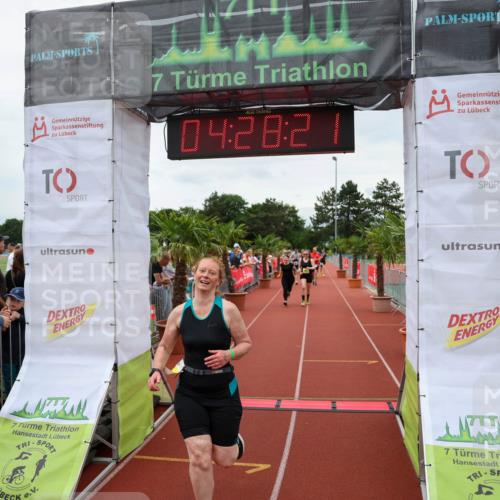15.06.2025 - 7 Türme Triathlon Michael Strokosch http://msf.ph/oto/7993874 15.06.2025 14:28:21 Ziel 799, 831, 1163 meine-sportfotos.de