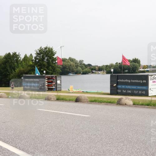 15.06.2025 - 27. Vierlanden-Triathlon H.Heesch http://msf.ph/oto/7993882 15.06.2025 11:18:27 Radfahren 219, 750 meine-sportfotos.de