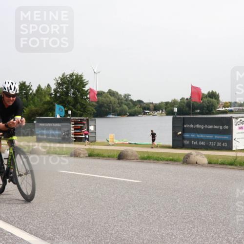 15.06.2025 - 27. Vierlanden-Triathlon H.Heesch http://msf.ph/oto/7993919 15.06.2025 11:19:19 Radfahren 151, 783 meine-sportfotos.de