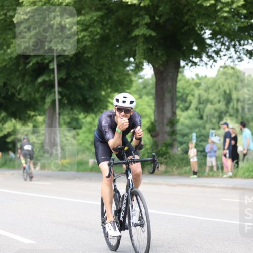 15.06.2025 - 7 Türme Triathlon Yannick Fuchs http://msf.ph/oto/7993936 15.06.2025 13:07:52 Radfahren 437, 475, 479 meine-sportfotos.de
