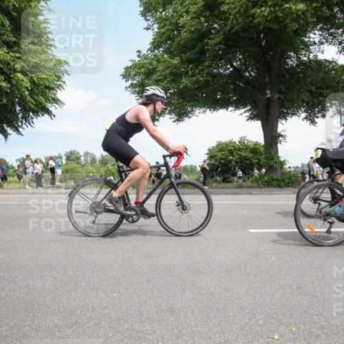 15.06.2025 - 7 Türme Triathlon Yannick Fuchs http://msf.ph/oto/7994043 15.06.2025 13:33:26 Radfahren 534, 774, 775, 797, 956, 1144 meine-sportfotos.de