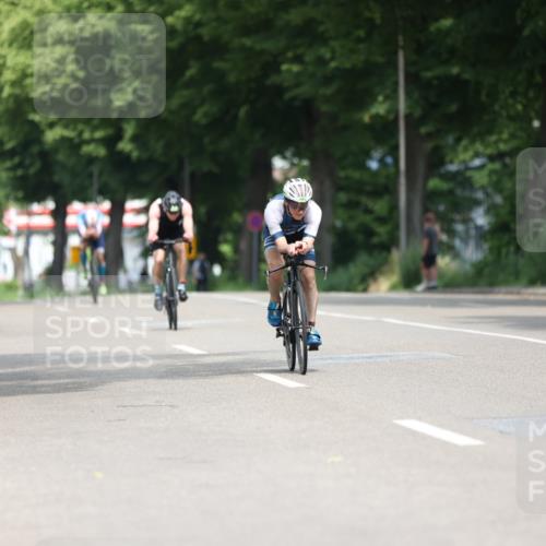 15.06.2025 - 7 Türme Triathlon Yannick Fuchs http://msf.ph/oto/7994046 15.06.2025 12:08:26 Radfahren 220, 221, 267, 299, 311, 337 meine-sportfotos.de