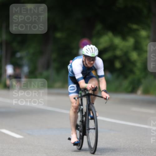 15.06.2025 - 7 Türme Triathlon Yannick Fuchs http://msf.ph/oto/7994097 15.06.2025 13:08:04 Radfahren 299, 552 meine-sportfotos.de