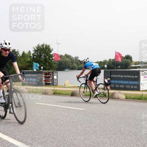 15.06.2025 - 27. Vierlanden-Triathlon H.Heesch http://msf.ph/oto/7994115 15.06.2025 11:20:50 Radfahren 237, 952 meine-sportfotos.de