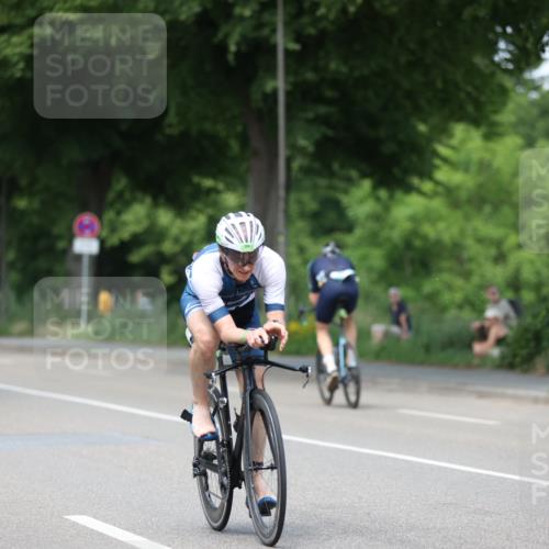 15.06.2025 - 7 Türme Triathlon Yannick Fuchs http://msf.ph/oto/7994149 15.06.2025 13:08:05 Radfahren 299, 552 meine-sportfotos.de