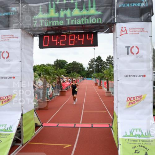 15.06.2025 - 7 Türme Triathlon Michael Strokosch http://msf.ph/oto/7994164 15.06.2025 14:28:44 Ziel 1053 meine-sportfotos.de