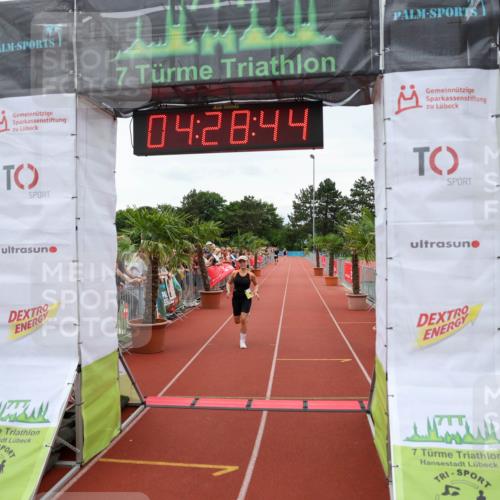 15.06.2025 - 7 Türme Triathlon Michael Strokosch http://msf.ph/oto/7994170 15.06.2025 14:28:44 Ziel 1053 meine-sportfotos.de