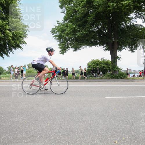 15.06.2025 - 7 Türme Triathlon Yannick Fuchs http://msf.ph/oto/7994178 15.06.2025 13:34:00 Radfahren 376, 853, 926, 1142, 1180 meine-sportfotos.de