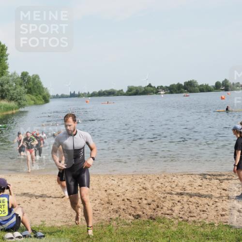 21.06.2025 - 27. Vierlanden-Triathlon MichiJ http://msf.ph/oto/7994181 15.06.2026 09:56:02 Schwimmen 268, 277, 285, 308, 310, 312, 357 meine-sportfotos.de