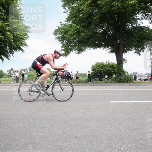 15.06.2025 - 7 Türme Triathlon Yannick Fuchs http://msf.ph/oto/7994222 15.06.2025 13:34:14 Radfahren 531, 801, 942 meine-sportfotos.de