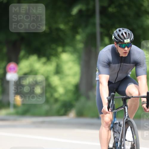 15.06.2025 - 7 Türme Triathlon Yannick Fuchs http://msf.ph/oto/7994234 15.06.2025 12:09:10 Radfahren 297, 329, 333 meine-sportfotos.de