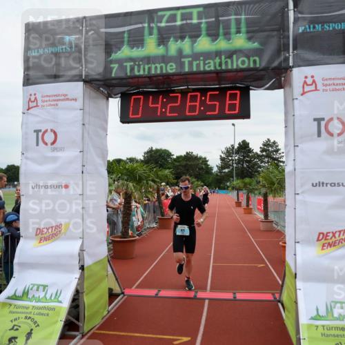 15.06.2025 - 7 Türme Triathlon Michael Strokosch http://msf.ph/oto/7994237 15.06.2025 14:28:58 Ziel 471, 1015 meine-sportfotos.de