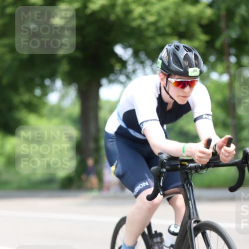 15.06.2025 - 7 Türme Triathlon Yannick Fuchs http://msf.ph/oto/7994274 15.06.2025 12:09:11 Radfahren 285, 297, 329, 333 meine-sportfotos.de
