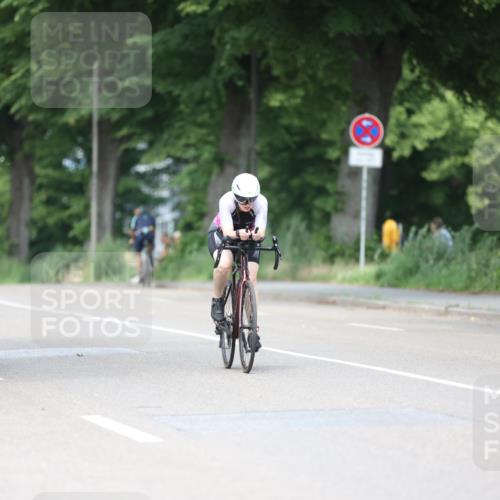 15.06.2025 - 7 Türme Triathlon Yannick Fuchs http://msf.ph/oto/7994276 15.06.2025 13:08:14 Radfahren 321, 338, 600, 603, 1065 meine-sportfotos.de