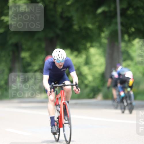 15.06.2025 - 7 Türme Triathlon Yannick Fuchs http://msf.ph/oto/7994297 15.06.2025 12:09:18 Radfahren 285, 292, 306 meine-sportfotos.de