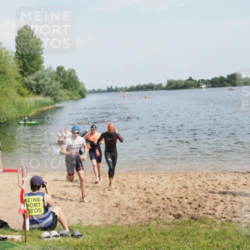 21.06.2025 - 27. Vierlanden-Triathlon MichiJ http://msf.ph/oto/7994318 15.06.2026 09:56:08 Schwimmen 268, 277, 285, 312, 315, 349, 357 meine-sportfotos.de