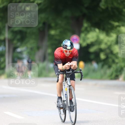 15.06.2025 - 7 Türme Triathlon Yannick Fuchs http://msf.ph/oto/7994342 15.06.2025 13:08:41 Radfahren 329, 643 meine-sportfotos.de