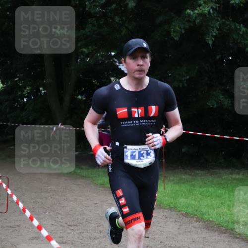 21.06.2025 - 27. Vierlanden-Triathlon Lena Gebhardt http://msf.ph/oto/7994358 15.06.2025 13:47:37 Laufen 20, 1133 meine-sportfotos.de