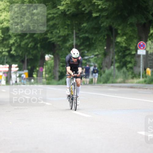 15.06.2025 - 7 Türme Triathlon Yannick Fuchs http://msf.ph/oto/7994387 15.06.2025 12:10:26 Radfahren  meine-sportfotos.de