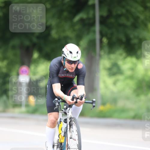 15.06.2025 - 7 Türme Triathlon Yannick Fuchs http://msf.ph/oto/7994404 15.06.2025 12:10:27 Radfahren  meine-sportfotos.de