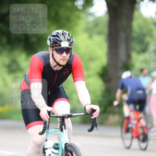 15.06.2025 - 7 Türme Triathlon Yannick Fuchs http://msf.ph/oto/7994514 15.06.2025 12:10:59 Radfahren 263 meine-sportfotos.de