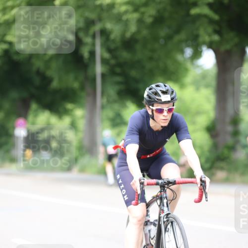 15.06.2025 - 7 Türme Triathlon Yannick Fuchs http://msf.ph/oto/7994542 15.06.2025 13:09:16 Radfahren 324, 472, 650, 675, 847 meine-sportfotos.de