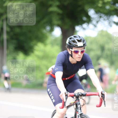 15.06.2025 - 7 Türme Triathlon Yannick Fuchs http://msf.ph/oto/7994548 15.06.2025 13:09:16 Radfahren 324, 472, 650, 675, 847 meine-sportfotos.de