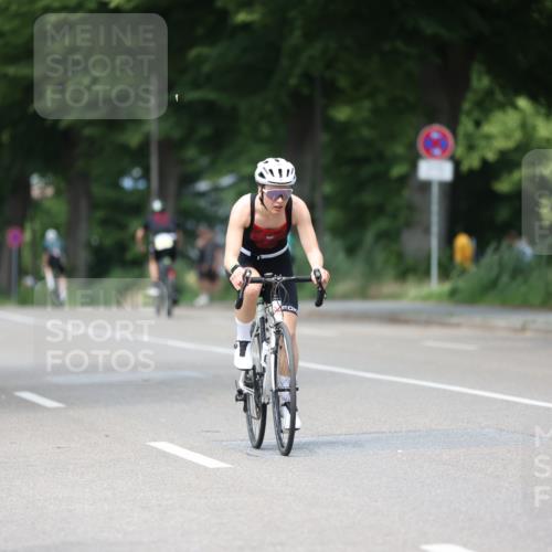 15.06.2025 - 7 Türme Triathlon Yannick Fuchs http://msf.ph/oto/7994605 15.06.2025 13:09:24 Radfahren 324, 403, 1025, 1111, 1123 meine-sportfotos.de