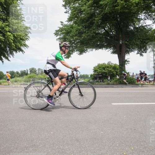 15.06.2025 - 7 Türme Triathlon Yannick Fuchs http://msf.ph/oto/7994606 15.06.2025 13:36:47 Radfahren 837 meine-sportfotos.de