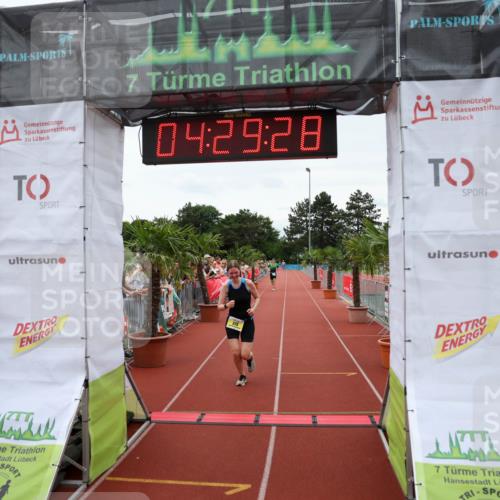 15.06.2025 - 7 Türme Triathlon Michael Strokosch http://msf.ph/oto/7994638 15.06.2025 14:29:27 Ziel 502, 626, 819 meine-sportfotos.de