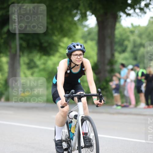 15.06.2025 - 7 Türme Triathlon Yannick Fuchs http://msf.ph/oto/7994660 15.06.2025 12:11:10 Radfahren 251 meine-sportfotos.de
