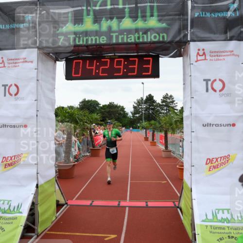 15.06.2025 - 7 Türme Triathlon Michael Strokosch http://msf.ph/oto/7994682 15.06.2025 14:29:33 Ziel 634, 819 meine-sportfotos.de