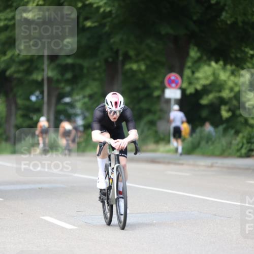 15.06.2025 - 7 Türme Triathlon Yannick Fuchs http://msf.ph/oto/7994694 15.06.2025 13:09:39 Radfahren 607, 705 meine-sportfotos.de