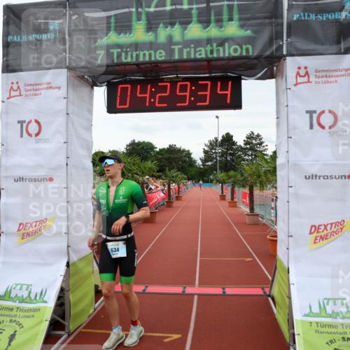 15.06.2025 - 7 Türme Triathlon Michael Strokosch http://msf.ph/oto/7994715 15.06.2025 14:29:34 Ziel 634, 819 meine-sportfotos.de