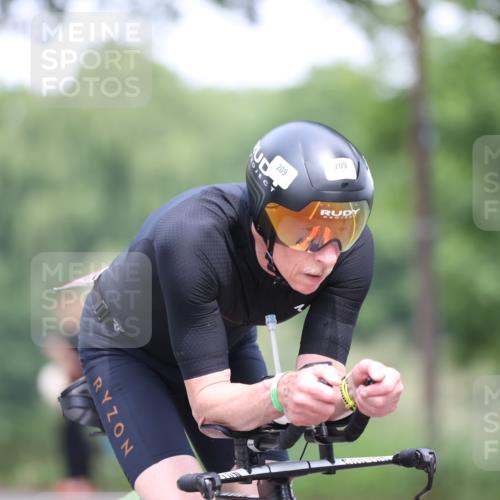 15.06.2025 - 7 Türme Triathlon Yannick Fuchs http://msf.ph/oto/7994729 15.06.2025 12:11:51 Radfahren  meine-sportfotos.de
