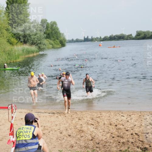 21.06.2025 - 27. Vierlanden-Triathlon MichiJ http://msf.ph/oto/7994758 15.06.2026 09:56:34 Schwimmen 254, 276, 286, 320, 341 meine-sportfotos.de