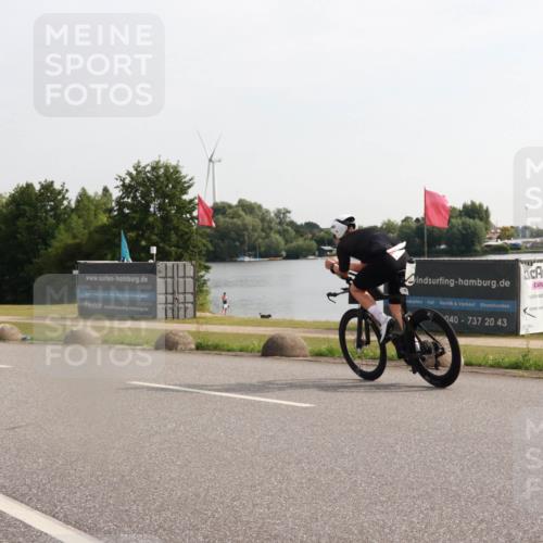 15.06.2025 - 27. Vierlanden-Triathlon H.Heesch http://msf.ph/oto/7994803 15.06.2025 09:13:56 Radfahren 78 meine-sportfotos.de