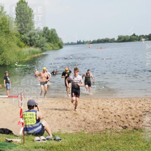 21.06.2025 - 27. Vierlanden-Triathlon MichiJ http://msf.ph/oto/7994811 15.06.2026 09:56:35 Schwimmen 254, 276, 286, 320, 341 meine-sportfotos.de