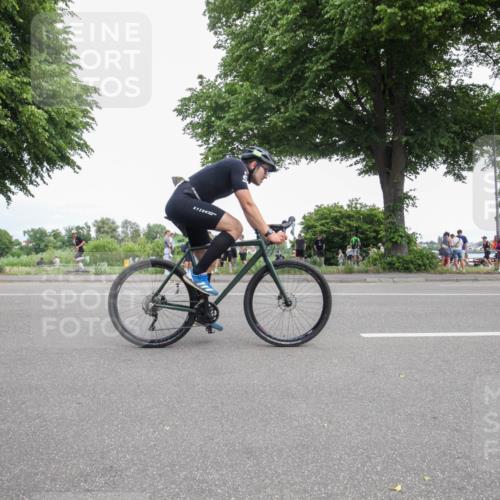 15.06.2025 - 7 Türme Triathlon Yannick Fuchs http://msf.ph/oto/7994826 15.06.2025 13:38:21 Radfahren 193, 432, 750, 1063 meine-sportfotos.de