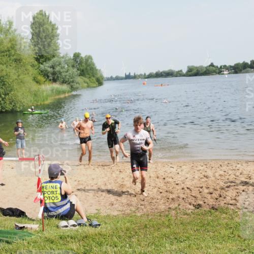 21.06.2025 - 27. Vierlanden-Triathlon MichiJ http://msf.ph/oto/7994834 15.06.2026 09:56:36 Schwimmen 254, 276, 286, 320, 341 meine-sportfotos.de