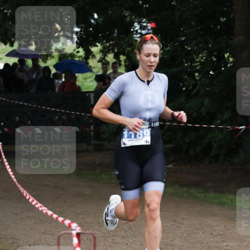 21.06.2025 - 27. Vierlanden-Triathlon Lena Gebhardt http://msf.ph/oto/7994848 15.06.2025 13:49:34 Laufen 1189, 14 meine-sportfotos.de