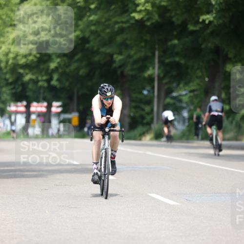 15.06.2025 - 7 Türme Triathlon Yannick Fuchs http://msf.ph/oto/7994849 15.06.2025 12:12:36 Radfahren 233, 236, 254 meine-sportfotos.de