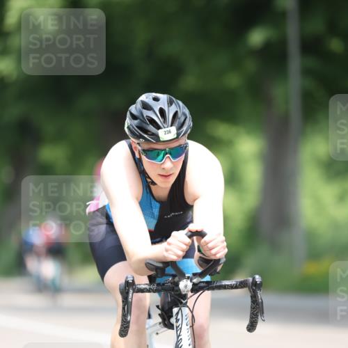15.06.2025 - 7 Türme Triathlon Yannick Fuchs http://msf.ph/oto/7994856 15.06.2025 12:12:37 Radfahren 233, 236, 254 meine-sportfotos.de