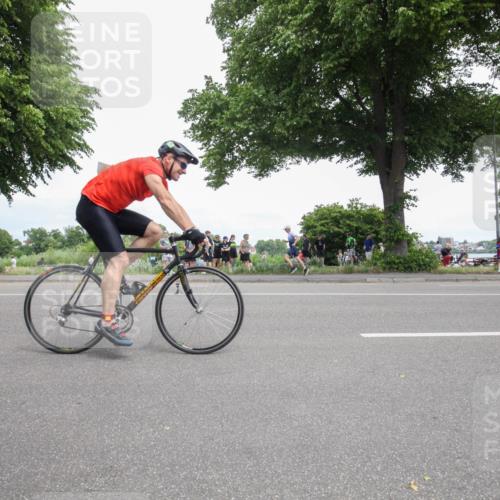 15.06.2025 - 7 Türme Triathlon Yannick Fuchs http://msf.ph/oto/7994866 15.06.2025 13:38:33 Radfahren 432, 457, 884, 1130, 1168 meine-sportfotos.de