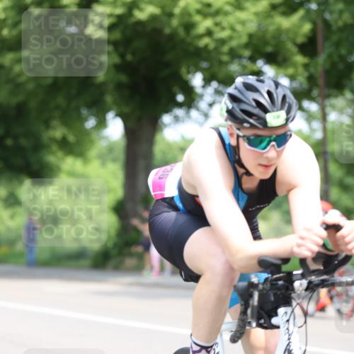 15.06.2025 - 7 Türme Triathlon Yannick Fuchs http://msf.ph/oto/7994891 15.06.2025 12:12:38 Radfahren 233, 236 meine-sportfotos.de