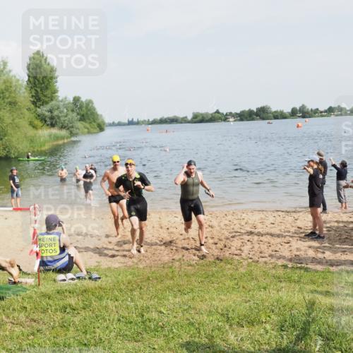 21.06.2025 - 27. Vierlanden-Triathlon MichiJ http://msf.ph/oto/7994892 15.06.2026 09:56:38 Schwimmen 254, 276, 281, 286, 320, 341 meine-sportfotos.de