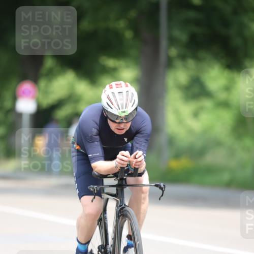 15.06.2025 - 7 Türme Triathlon Yannick Fuchs http://msf.ph/oto/7994905 15.06.2025 12:12:56 Radfahren 318 meine-sportfotos.de
