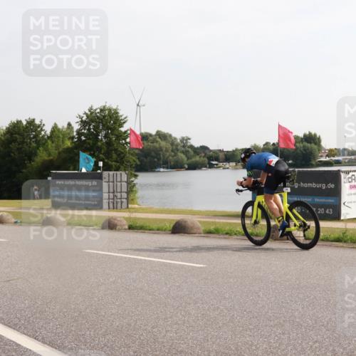 15.06.2025 - 27. Vierlanden-Triathlon H.Heesch http://msf.ph/oto/7994909 15.06.2025 09:14:34 Radfahren 15, 209 meine-sportfotos.de