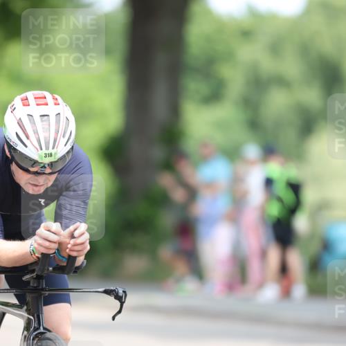 15.06.2025 - 7 Türme Triathlon Yannick Fuchs http://msf.ph/oto/7994928 15.06.2025 12:12:56 Radfahren 318 meine-sportfotos.de